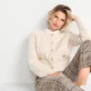 Cardigan Mit Goldfarbenen Knöpfen